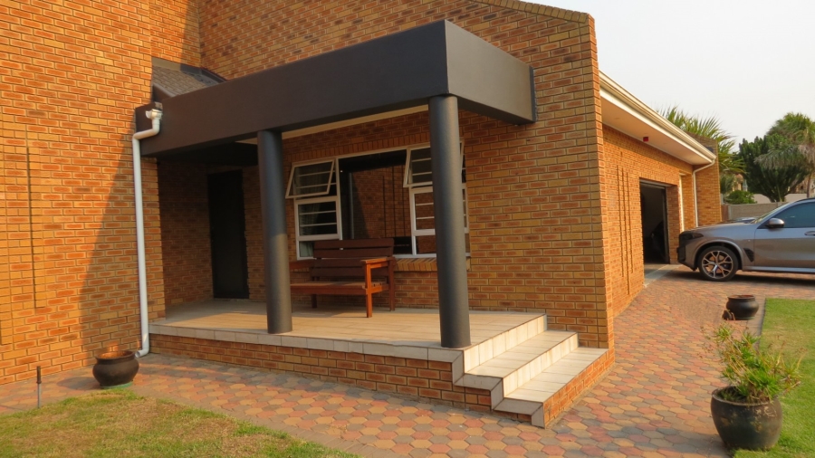 4 Bedroom Property for Sale in Diaz Beach Western Cape